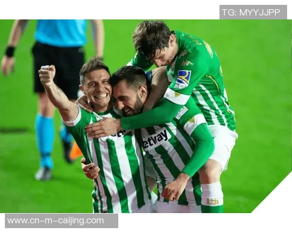 欧协联精彩对决佛罗伦萨与贝蒂斯的意西强队攻防较量